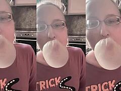 WHOA HUGE BUBBLE GUM CHEWS ASMR!