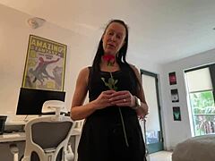 i love how texas patti massages my big cock with her wet mouth