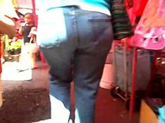 Big Booty Milf In Tight Jeans