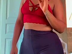 Prostitute's bunduda ass bulges through marked panties