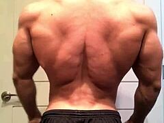 Peak amateur physique hits best before 2018 arnold classic