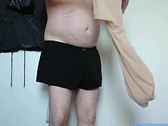 carmen nylonjunge tries full body pantyhose fetish tease 😍👣