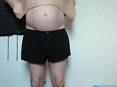 carmen nylonjunge tries full body pantyhose fetish tease 😍👣