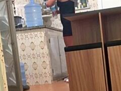 Belinha Hotwife's Double Delivery Mouthfuls Tempt Beach Lovers