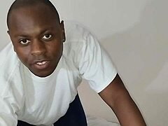 THIS TOOTHBRUSH VIBRATES SHEER PUSSY INTO WET COMING ECSTASY