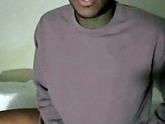 who else jerks to porn like real americans do with me