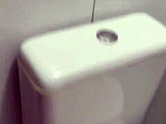 famosinha casada from recife sneaks bathroom bang with flamengo player on vacation