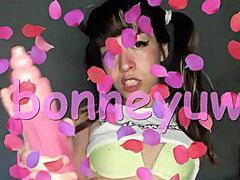 check out bonneyuwu's cute pigtails in rosa pics and video
