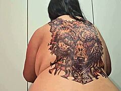 chubby milf swallows all her milk mmm 💦🥛