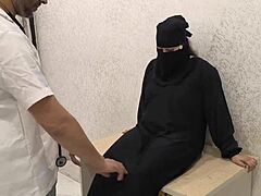 muslim patient at clinic gets pussy fucked by doctor 😍🍆💦