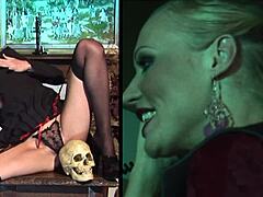 Natalia Faith Dildo Pussy Pounding Masturbation