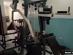 Gym instructor can't resist... seduces big ass 45yo client 💦 fucks her horny pussy with BBC 🏋️‍♂️🍑