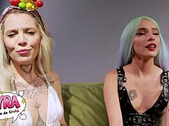 Fan... Bustig husfrus perfekta tuttar o fötter dyrkas sen reverse cowgirl på monsterkuk