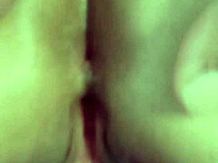 adoro quando essa petite teen fica empinada pra mim gozar