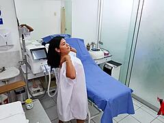 ginecologo coge milf peruana en lencería que ama polla 😍🍆💦