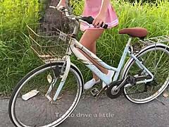 Cute teen babe rides stranger's cock in forest. Creampie finishes quick outdoor fuck