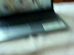 damn, hot mature brunette masturbates solo so good!