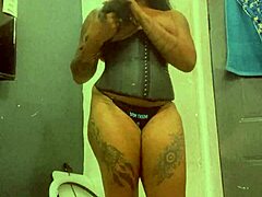 Chubby black amateurs bare fat curves in homemade chill sessions