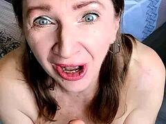 neighbors hot wife tempts with suck and ride game