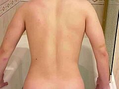 jessica's bubbly bath asmr 😍🛁 solo tease