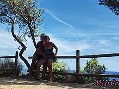 Pussy flash strangers catch park orgasm!