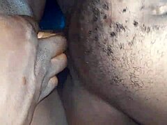 Nu putea crede că pizda udă a cremuit și squirted pe pulă