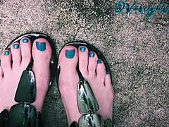 vanya vixen teases with tattooed milf feet and toes fetish