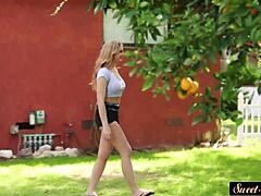 i luv fuckin classy teen missionary outdoors