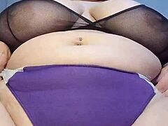 😍 curvy latina bbw stuffs every inch of her huge 9-inch dildo deep! 🔥 homemade toy fun!