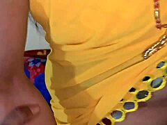 21 year old indian wife cums first time dirty