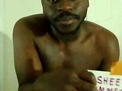 Romantic Jeans Sketch Worships Curvy Woman in Free Artistic Session