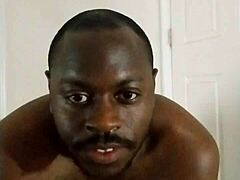 Romantic Jeans Sketch Worships Curvy Woman in Free Artistic Session