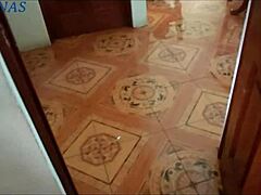 chapina selling juices ends up fucked hard by moreno latino's thick verga