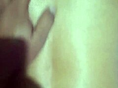 indonesian babe tricks massage into hot asian fuck?!