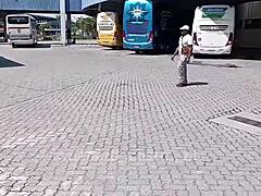 vazou na net teen latina sucking pornstar cock on bus