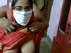 desi aunty loves my huge cock hardcore pounding