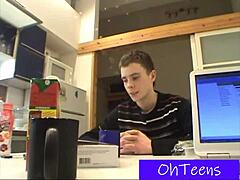 FLORA AND JOHNY STEAM UP THE SAUNA IN HOMEMADE BLISS