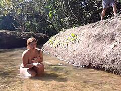 eu transei com o caseiro do sitio mostrando meu cu grande