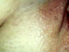 Quer ver sua esposa trans sem camisinha com estranhos?