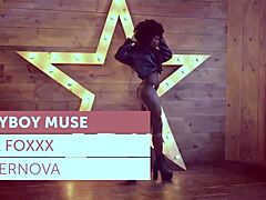 ana foxxx strips and jerks in supernova pmv