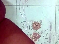 desi wife pisses during pussy masturbation?