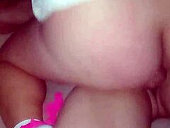 fudendo o cuzinho da casada bem gostoso no anal