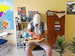 Torcelini delivers full school geography lesson on continents video