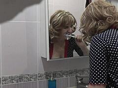 sexy blonde milf calls neighbor to fix kettle he fucks her doggy on bed cumshot