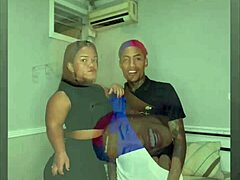 Anazinha's tiny pussy handles 10cm grasuraxoxota deep