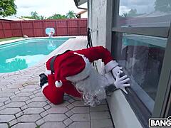 kylie quinn gets santa surprise! boyfriend pounds her in costume 🎅🍆 cowgirl doggy moaning monster cock spanking! 🔥