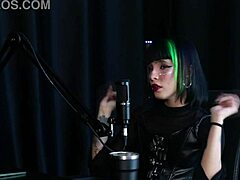 Carol rhcp deflowered on mom's bed leak