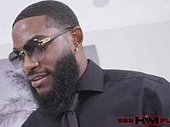 Black masseuse jerks cock while graycee baybee rims ass