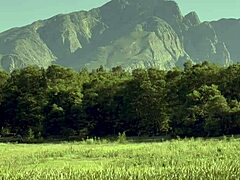 mistress april ties up her slave centipede real good 😈🔒💦