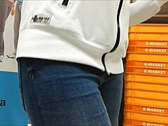 wanna see this teen ass squeezed in tight jeans?